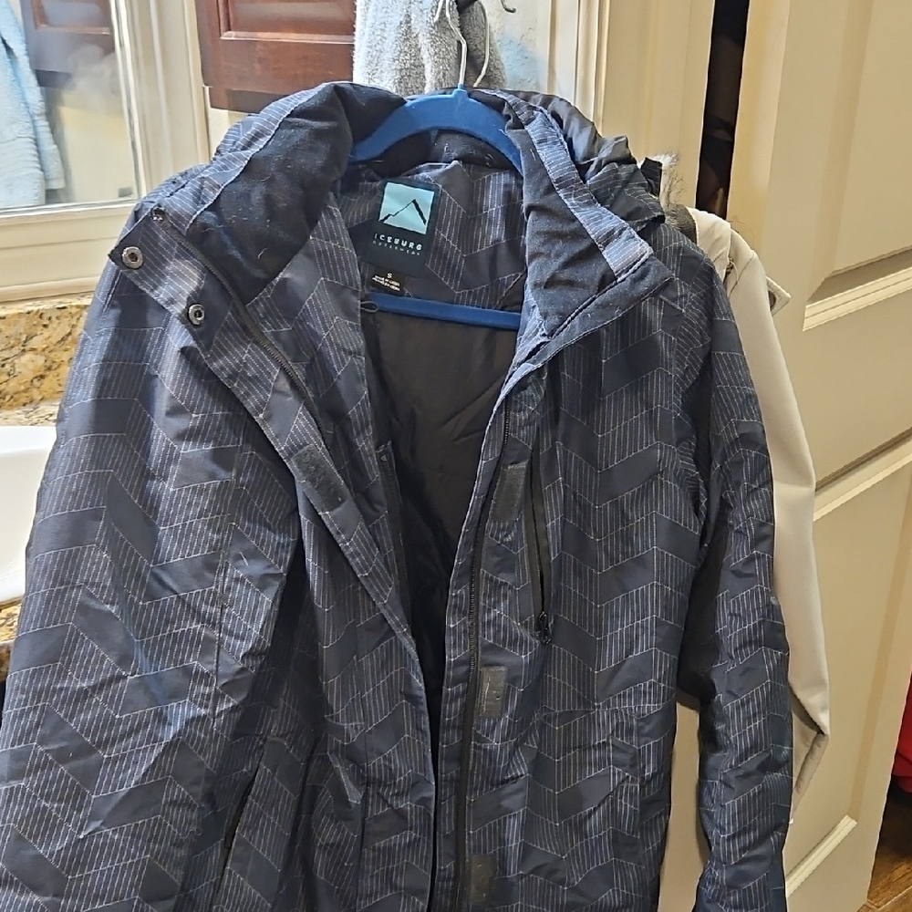 Avalance Ladies Black and Blue Outerwear Coat W Hood Size S